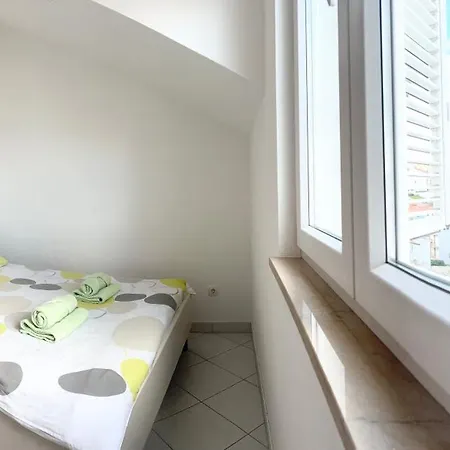 Residence Amore トロギール