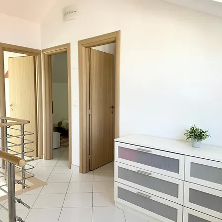 Residence Amore Τρογκίρ